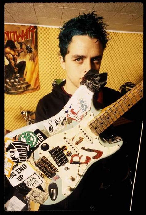 Billie joe armstrong guitar. Things To Know About Billie joe armstrong guitar. 